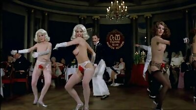 फ्रांसेस्का फुल मूवी सेक्सी पिक्चर आनंददायक उसकी योनि और गांड का उपयोग करते हुए सेक्स के खिलौने चरमोत्कर्ष के लिए